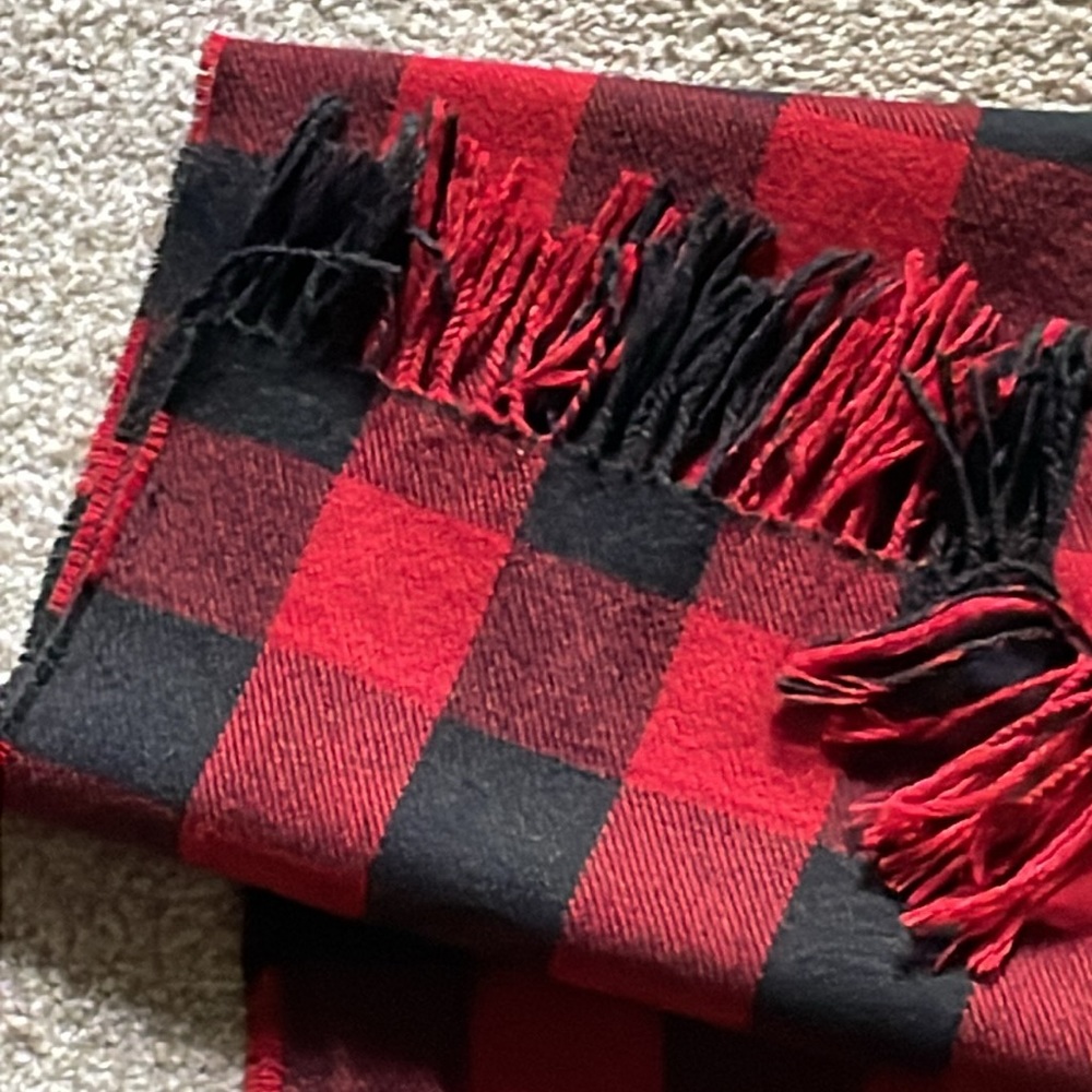 Scarf - Picture 2 of 2